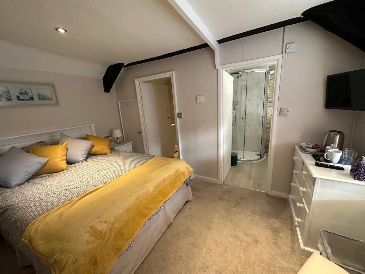 Cottage En-Suite Room With Private Lounge Брайдпорт Екстериор снимка